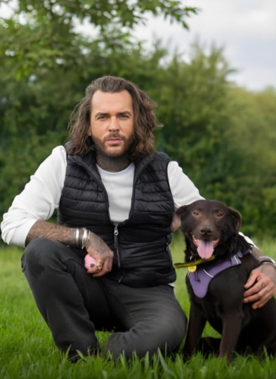 Pete Wicks: For Dogs'Sake